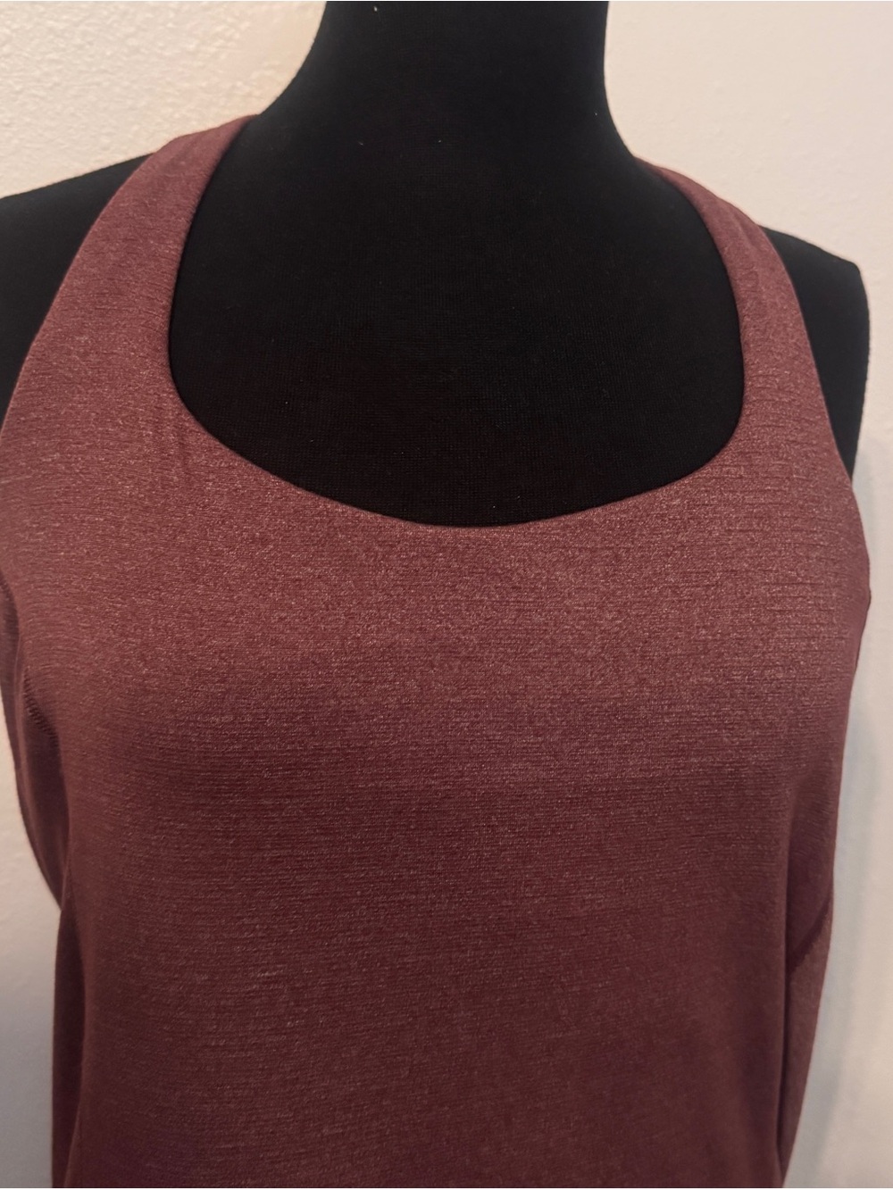 Lululemon Wild Tank Top 2-in-1 Heathered Black Cherry Coral Size 8 Built-In Bra - Picture 5 of 9